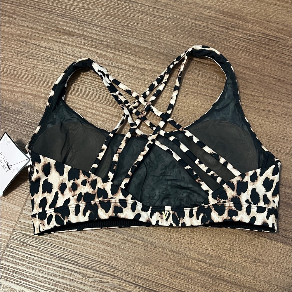 Victoria’s Secret Sports Bra - Picture 2 of 2